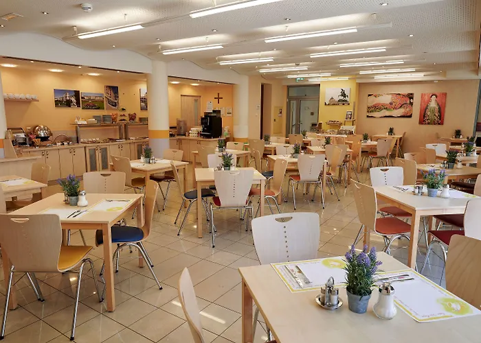 Hotel Kolping Zentral 2*